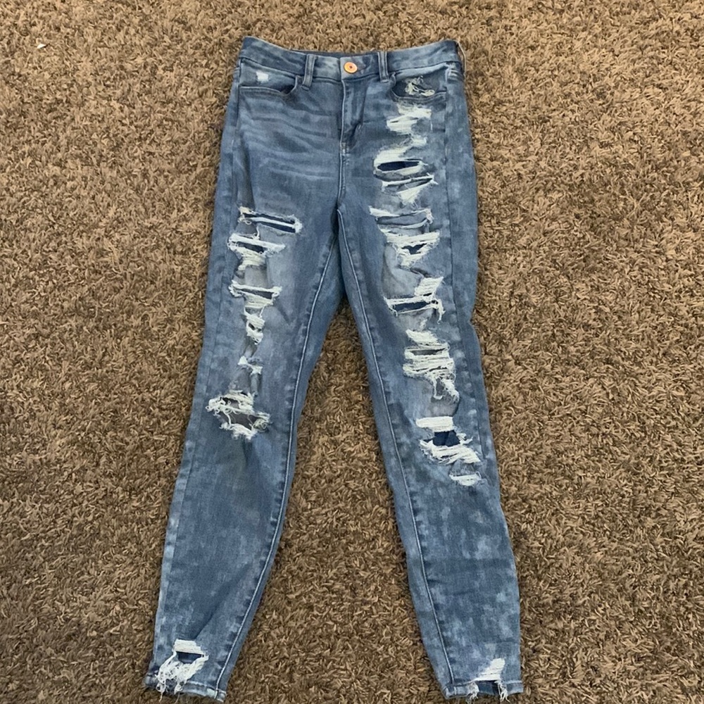 American Eagle size 4 jeans.